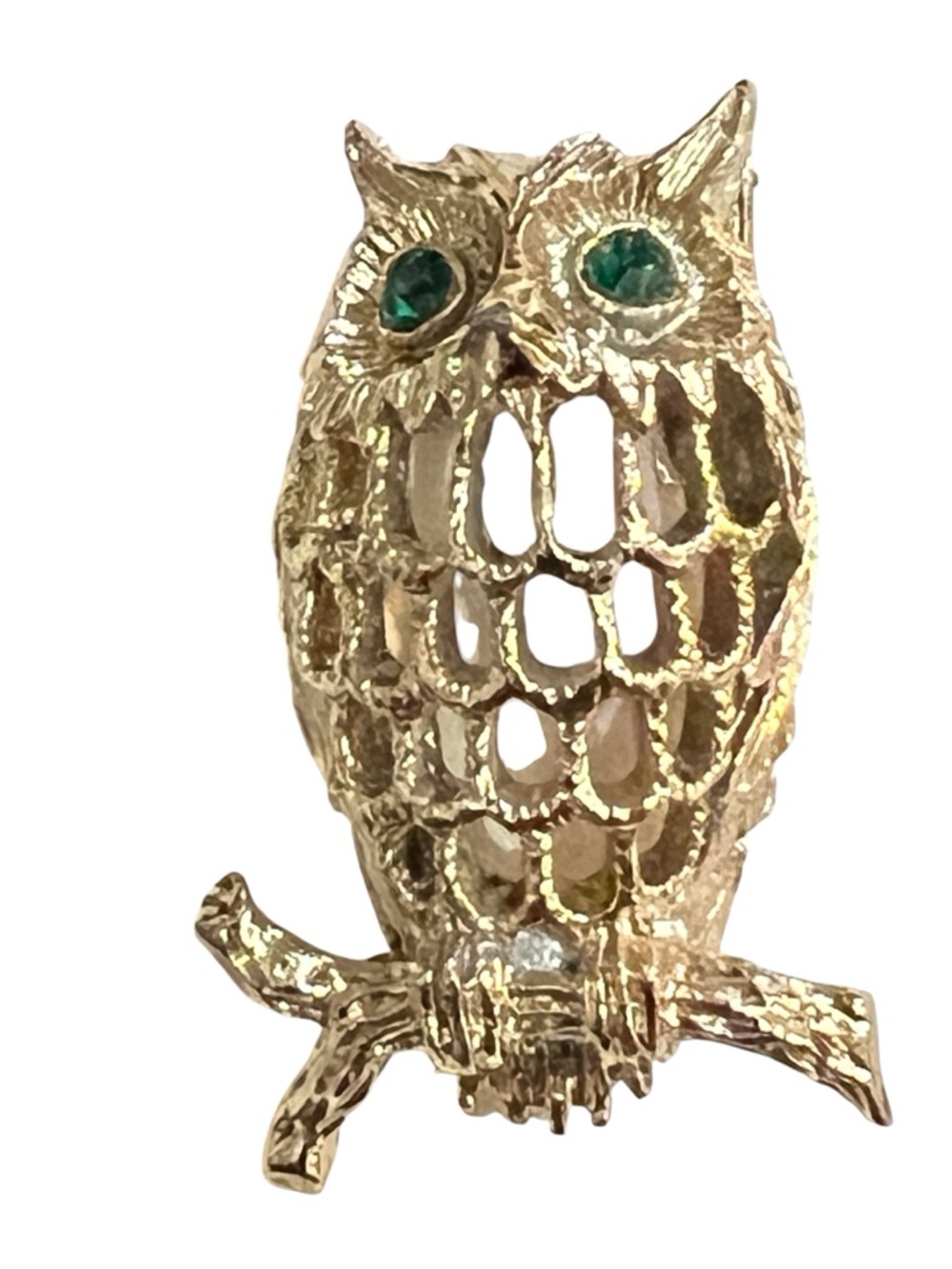 Gerrys Vtg GoldTone Owl Brooch with Green Glass Eyes